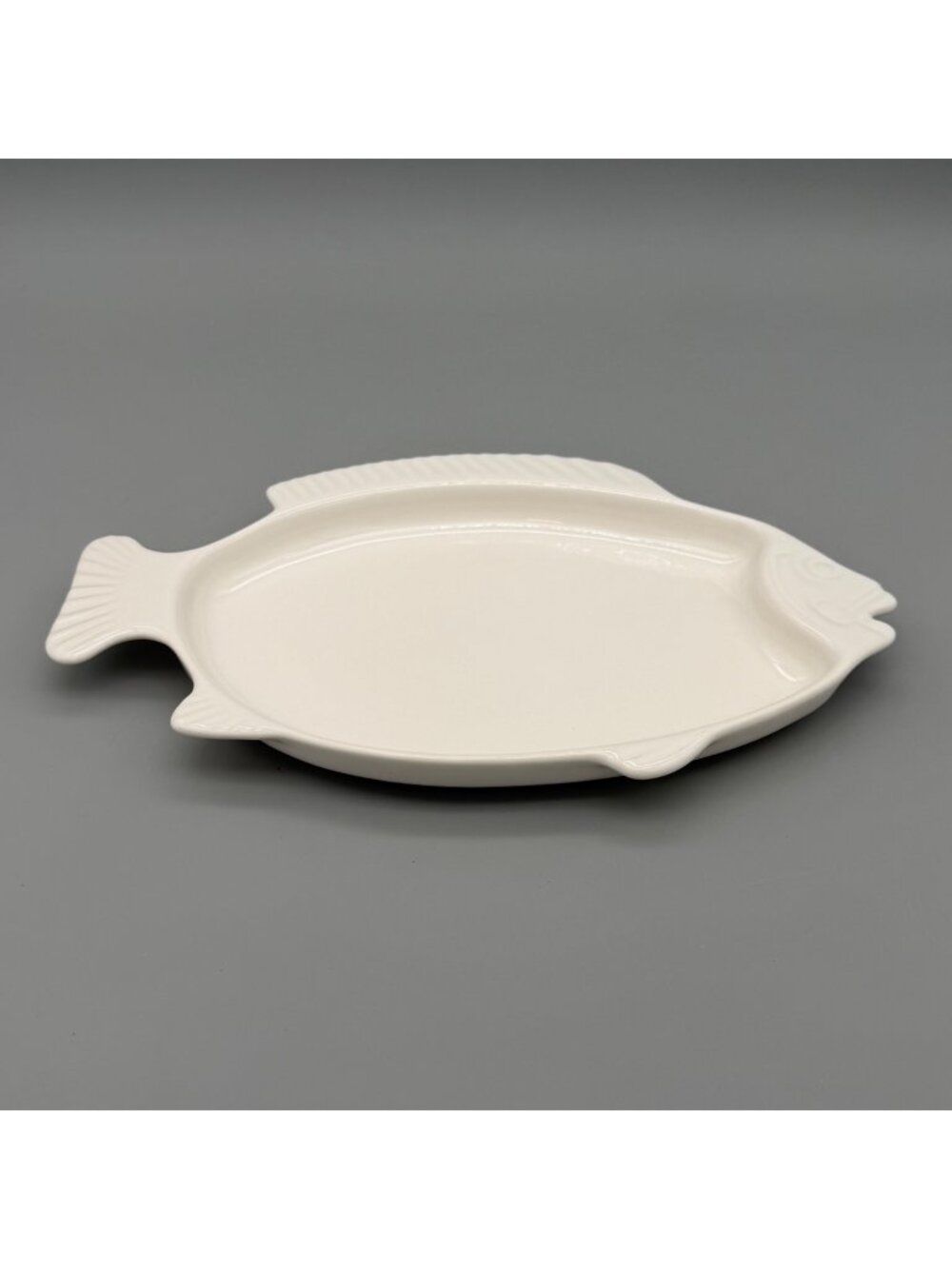 Pfaltzgraff #246 Seafood Bake N Server 13" White Fish-Shaped Dish Platter USA